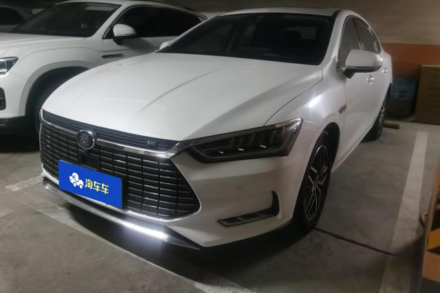 BYD Qin 2018 года выпуска