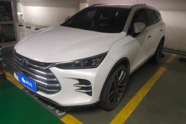 BYD Tang 2018 года выпуска