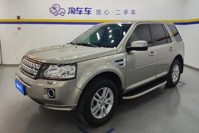 Купить Freelander 2 2014 2.0 T Si4 SE Gasoline Version по цене от 956 796 рублей на carhao.market