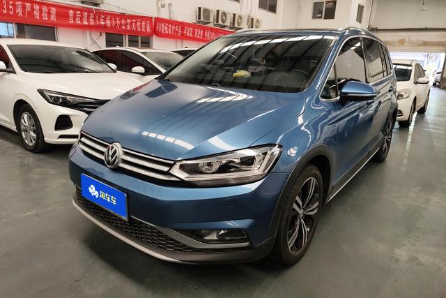 Volkswagen Touran 2018 года выпуска