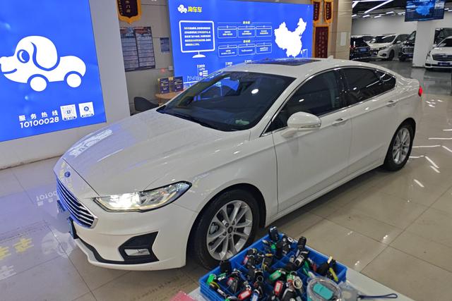Ford Mondeo 2020 года выпуска