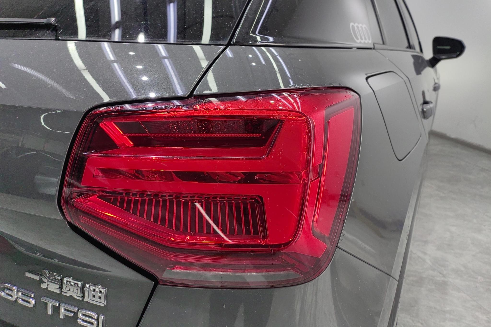 Audi Q2L 2021 35TFSI Fashion