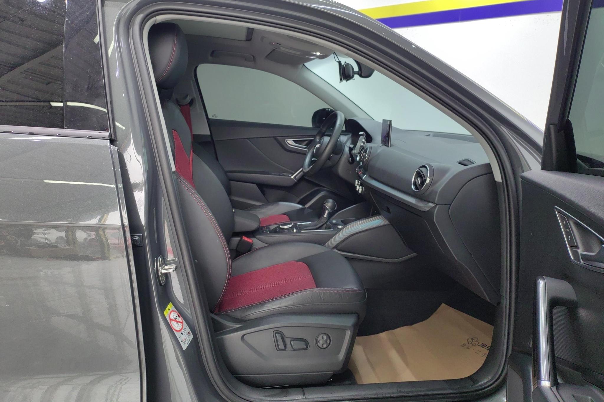 Audi Q2L 2021 35TFSI Fashion