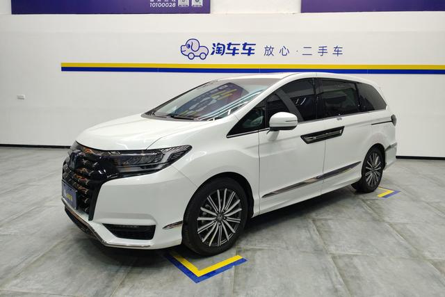 Honda Elysion 2022 года выпуска