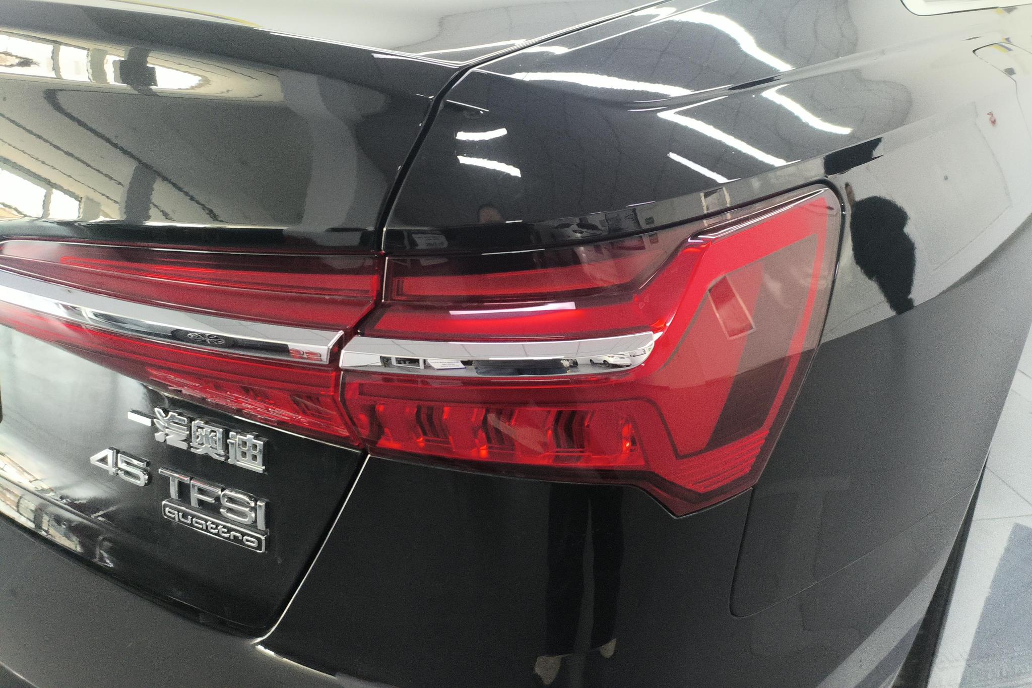 Audi A6L 2022 45 TFSI quattro