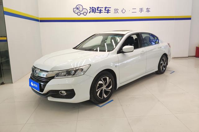 Honda Accord 2016 года выпуска