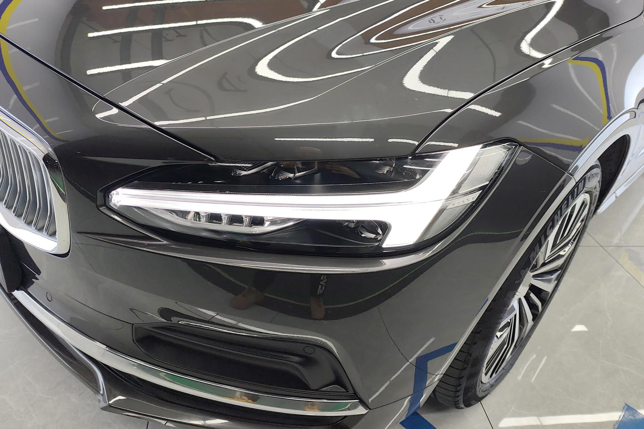 Volvo S90 2024 B5 Luxury