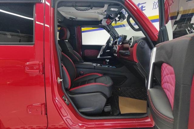 Beijing off-road BJ40 2022 Красный из Китая, фото 4