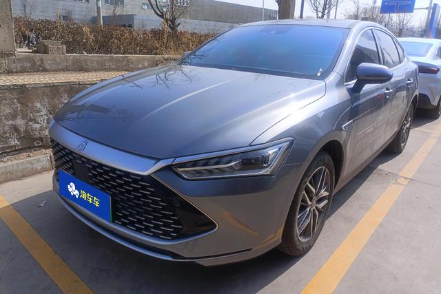 BYD Qin 2023 года выпуска