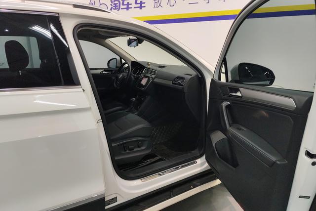 Volkswagen Tiguan L 2019 — фото 16
