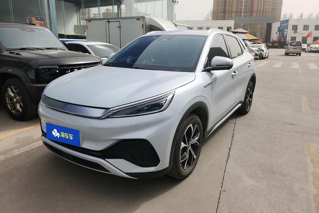 BYD Yuan 2024 года выпуска
