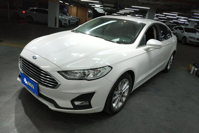 Ford Mondeo 2020 года выпуска
