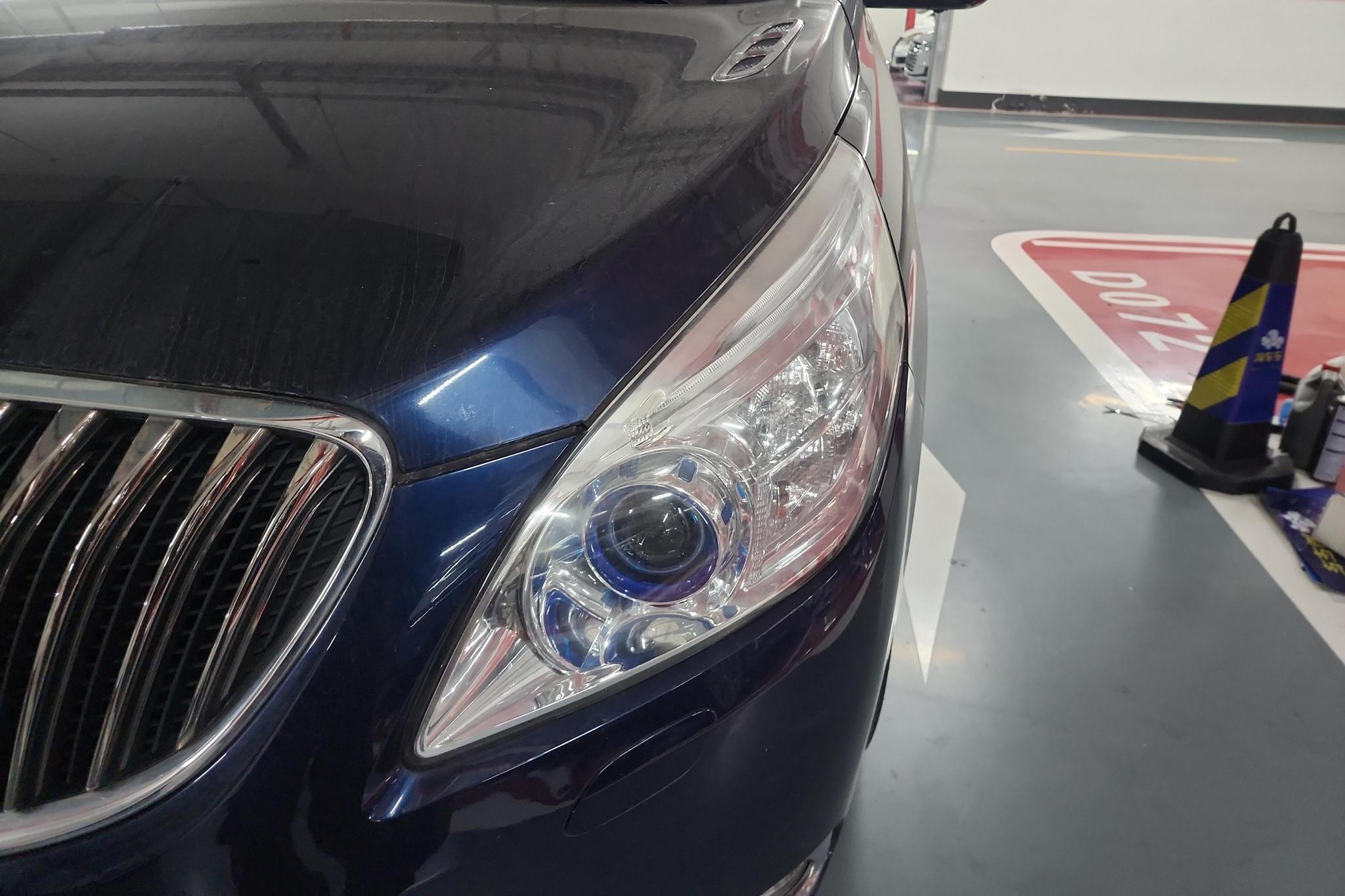 Buick GL8 2015 2.4L Luxury Premium