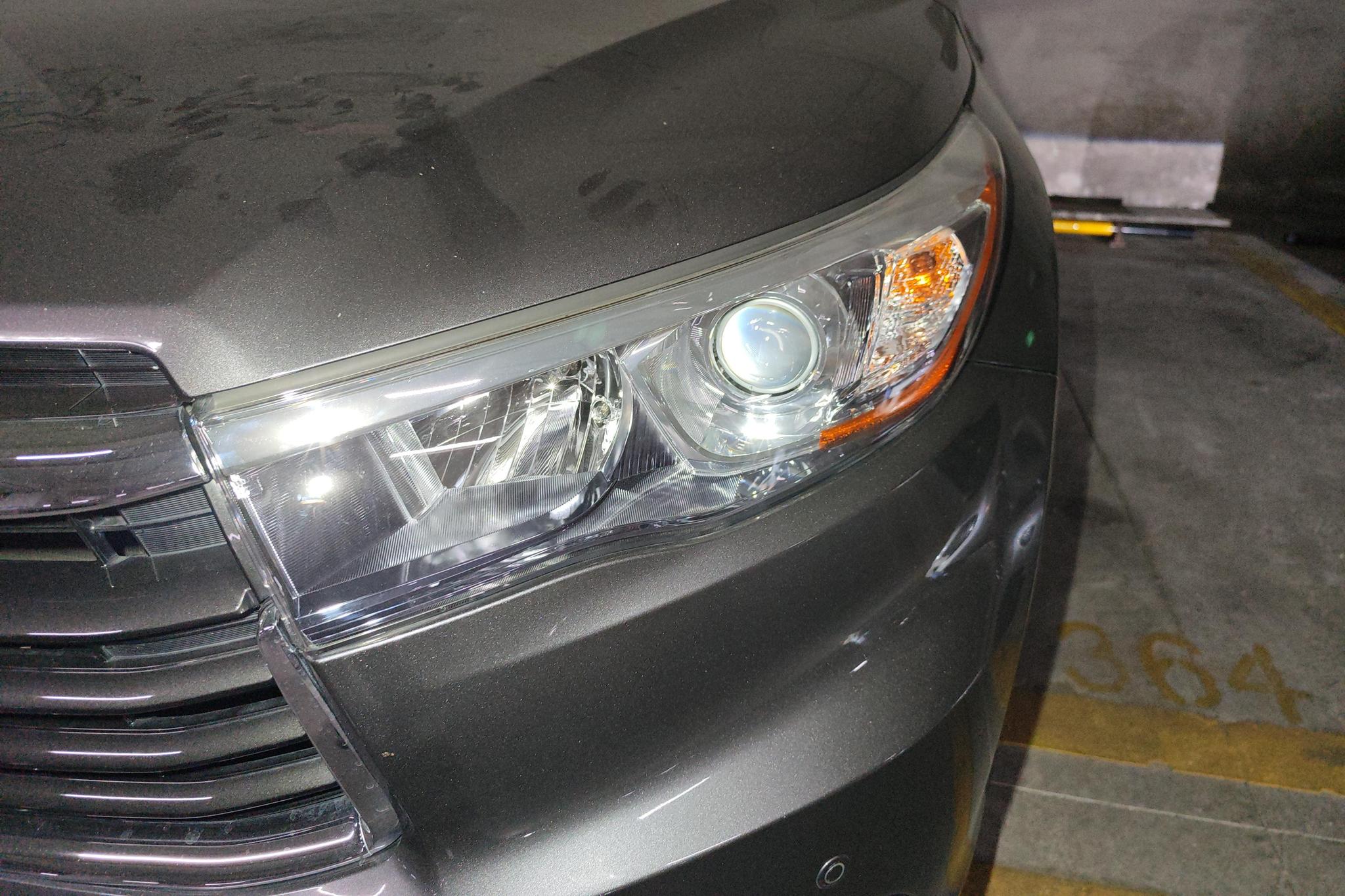Toyota Highlander 2017 2.0T Luxury 7 мест
