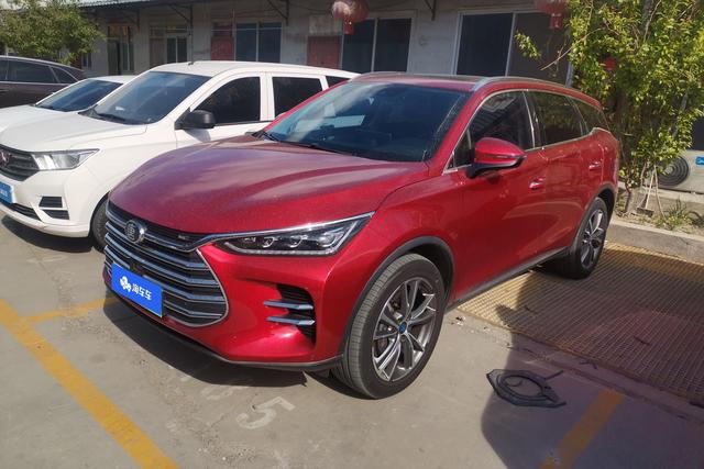 BYD Tang 2018 года выпуска