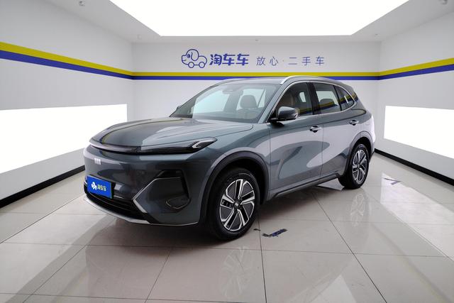 Geely Galaxy Starship 7 2025 года выпуска