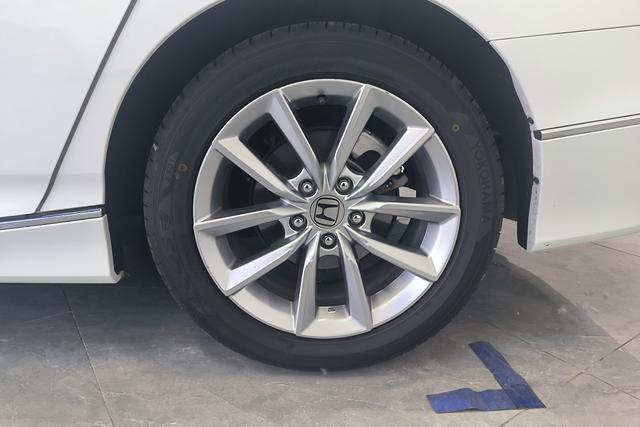 Honda Accord 2022 Белый из Китая, фото 5