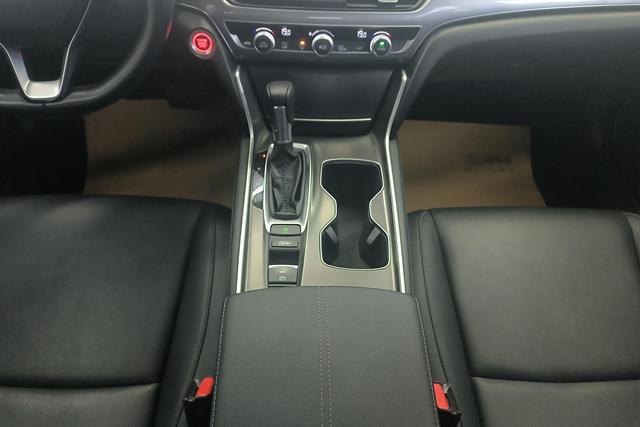 Honda Accord id 3782346 из Китая 10