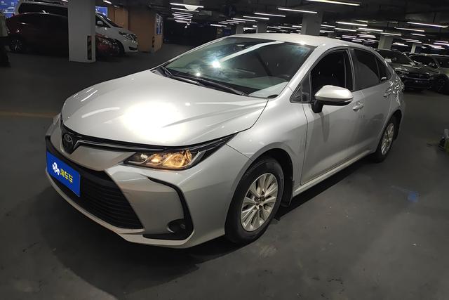 Toyota Corolla Cross 2021 года выпуска