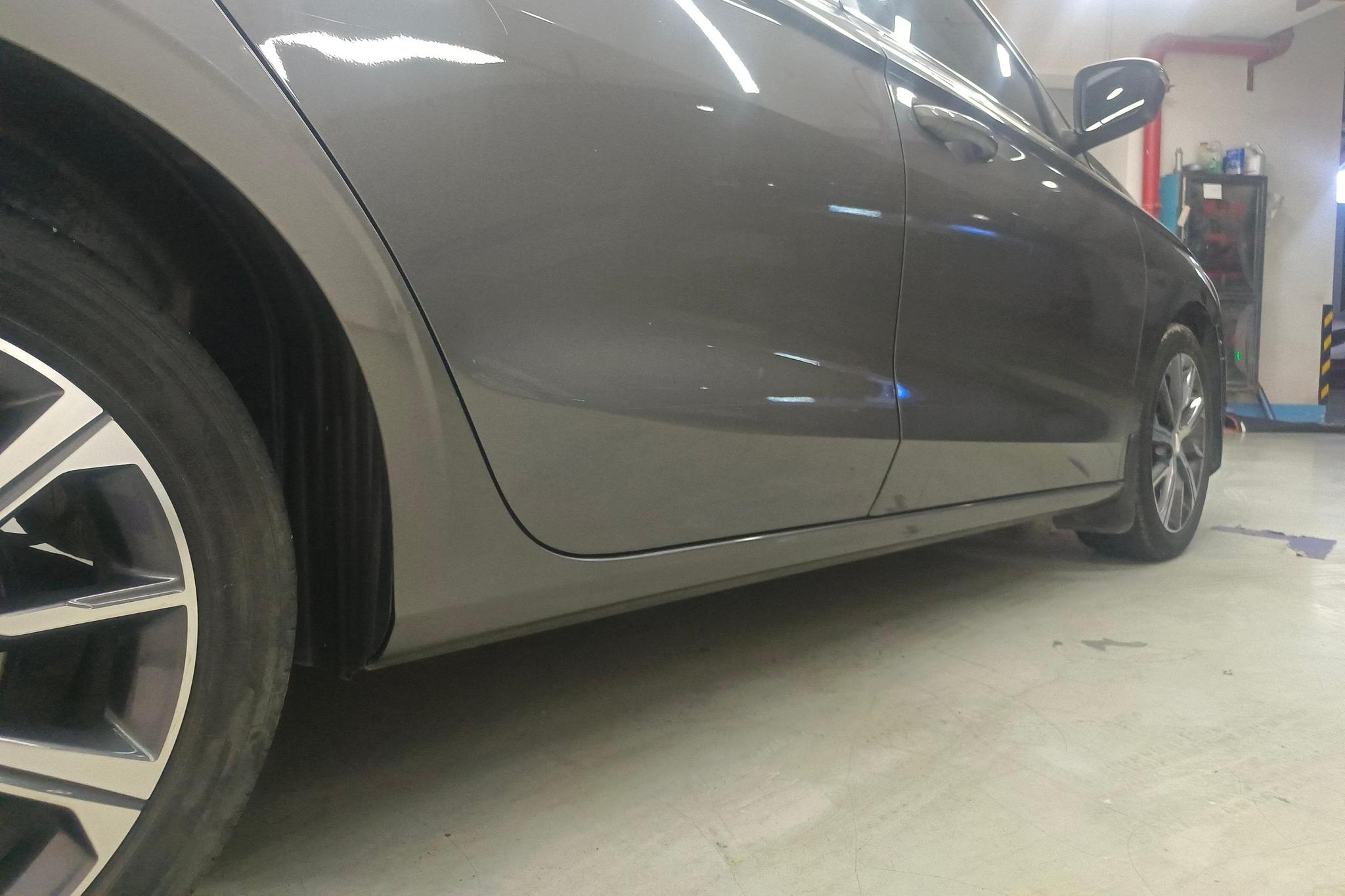 Geely Emgrand 2022 4 1.5L CVT Luxury