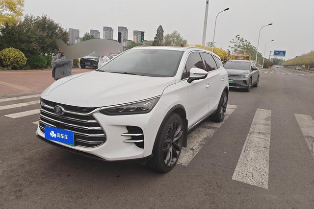 BYD Tang 2018 года выпуска