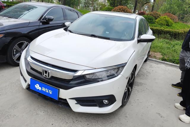 Honda City 2016 года выпуска