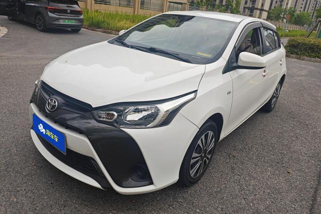 Toyota Yaris 2019 года выпуска