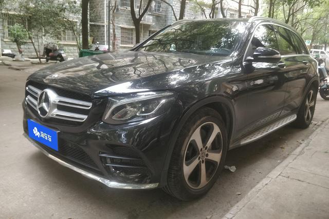 Mercedes-Benz AMG GLC 2019 года выпуска