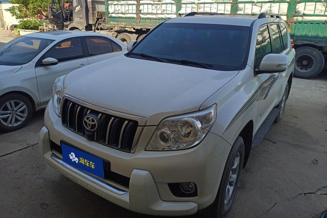 Toyota Land Cruiser Prado 2010 года выпуска