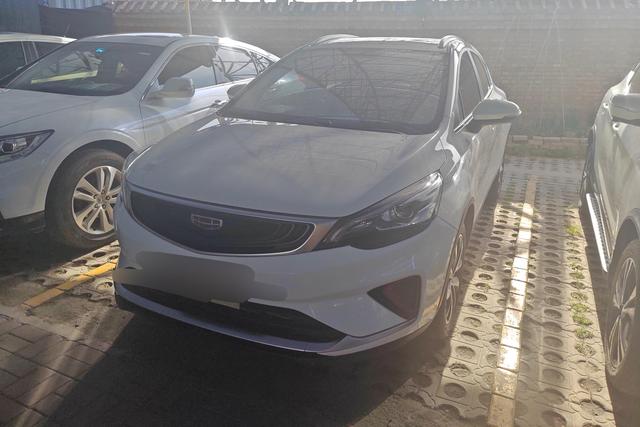 Geely Emgrand GS 2020 года выпуска