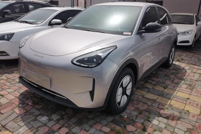 Geely Xingyuan 2025 года выпуска