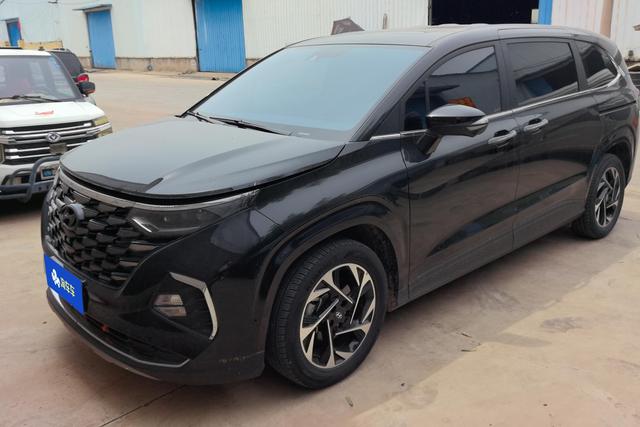 Hyundai Staria 2021 года выпуска