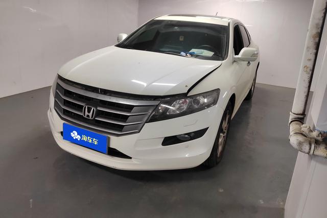 Honda Crosstour 2012 года выпуска