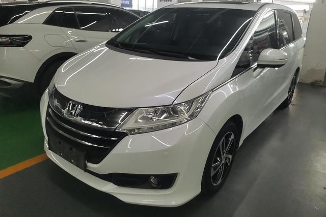 Honda Odyssey 2017 года выпуска