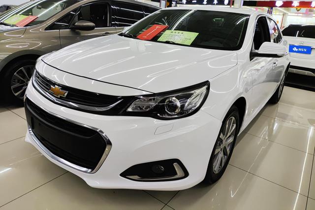 Chevrolet Malibu 2018 года выпуска