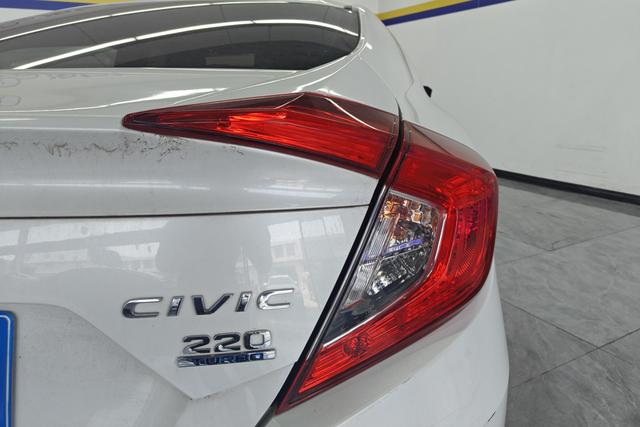 Honda "思域" 可 以 翻 译 为 "Civic" 2019 — фото 9