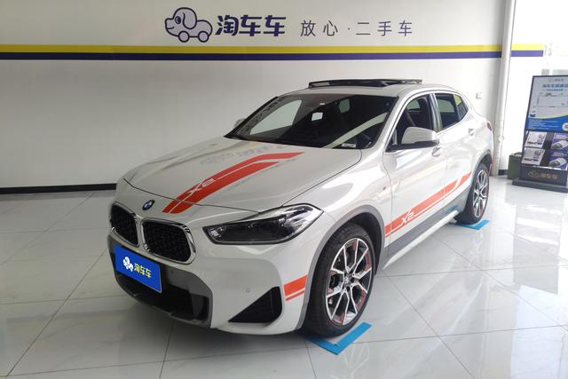 BMW X2 2021 года выпуска