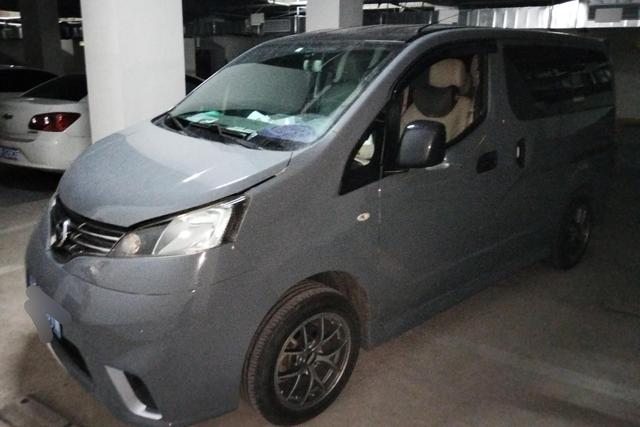 Nissan NV200 2018 года выпуска
