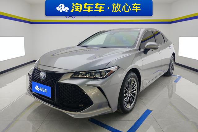 Toyota Avalon 2019 года выпуска