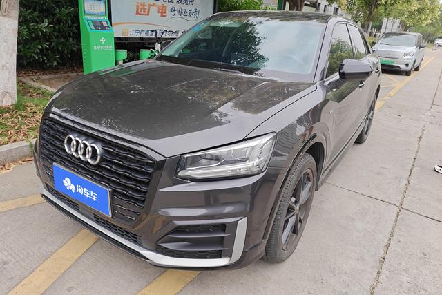 Audi Q2 2018 года выпуска