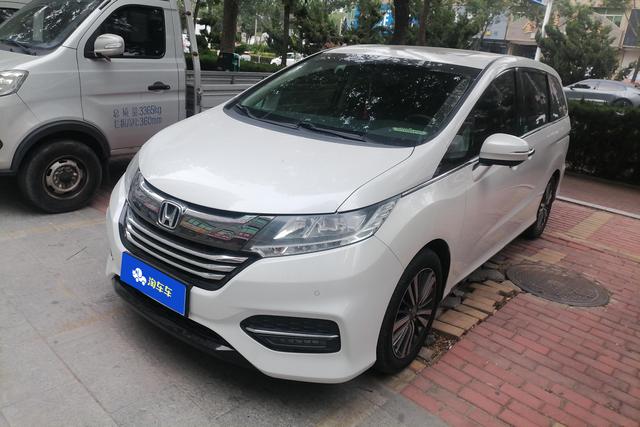 Honda Odyssey 2018 года выпуска