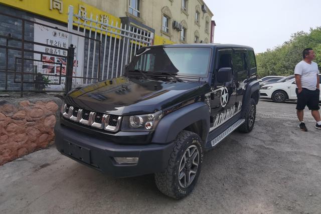 BAIC Beijing BJ40 2017 года выпуска