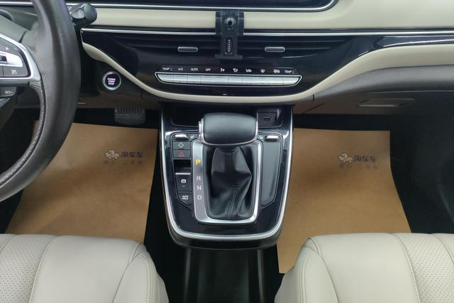 Gac Trumpchi Trumpchi M6 2019 — фото 14
