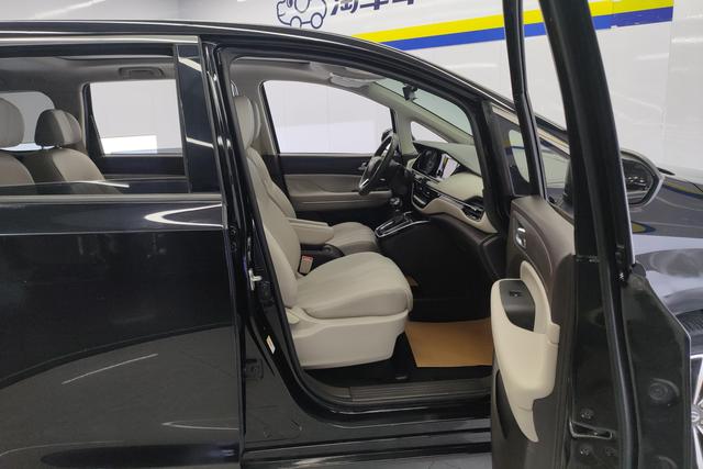 Gac Trumpchi Trumpchi M6 2019 — фото 15