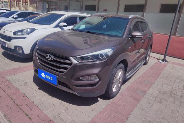Hyundai Tucson 2015 года выпуска