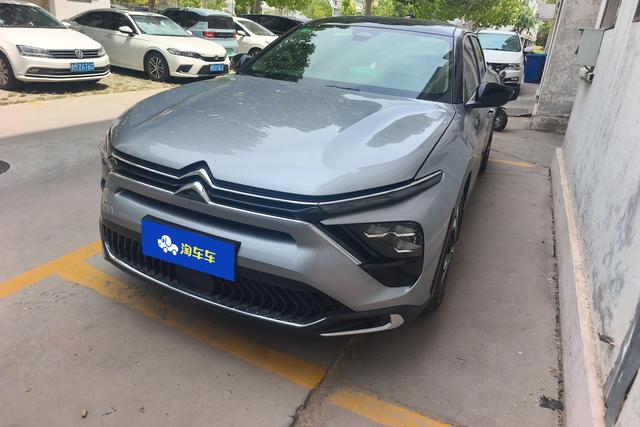 Citroen C5 2021 года выпуска