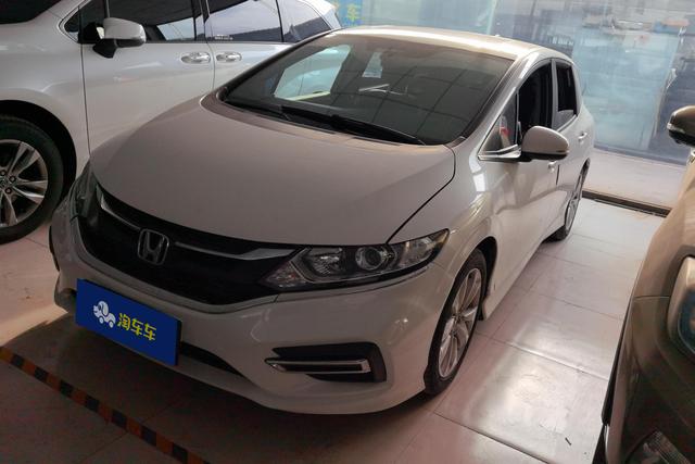 Honda Jade 2017 года выпуска