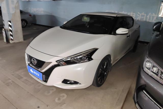 Nissan Bluebird 2019 года выпуска