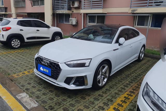 Audi A5 2024 года выпуска