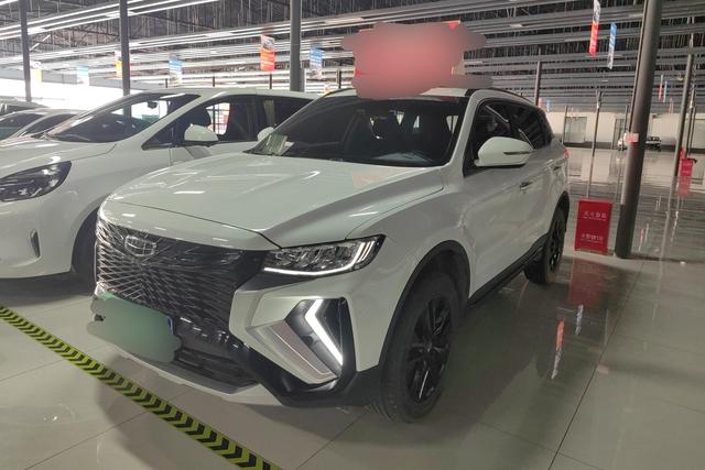 Geely Haoyue 2022 года выпуска
